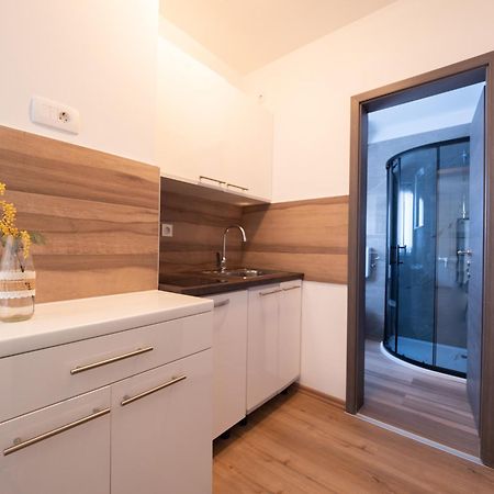 Cozy Apartment With Breakfast On Request 1 بولا المظهر الخارجي الصورة