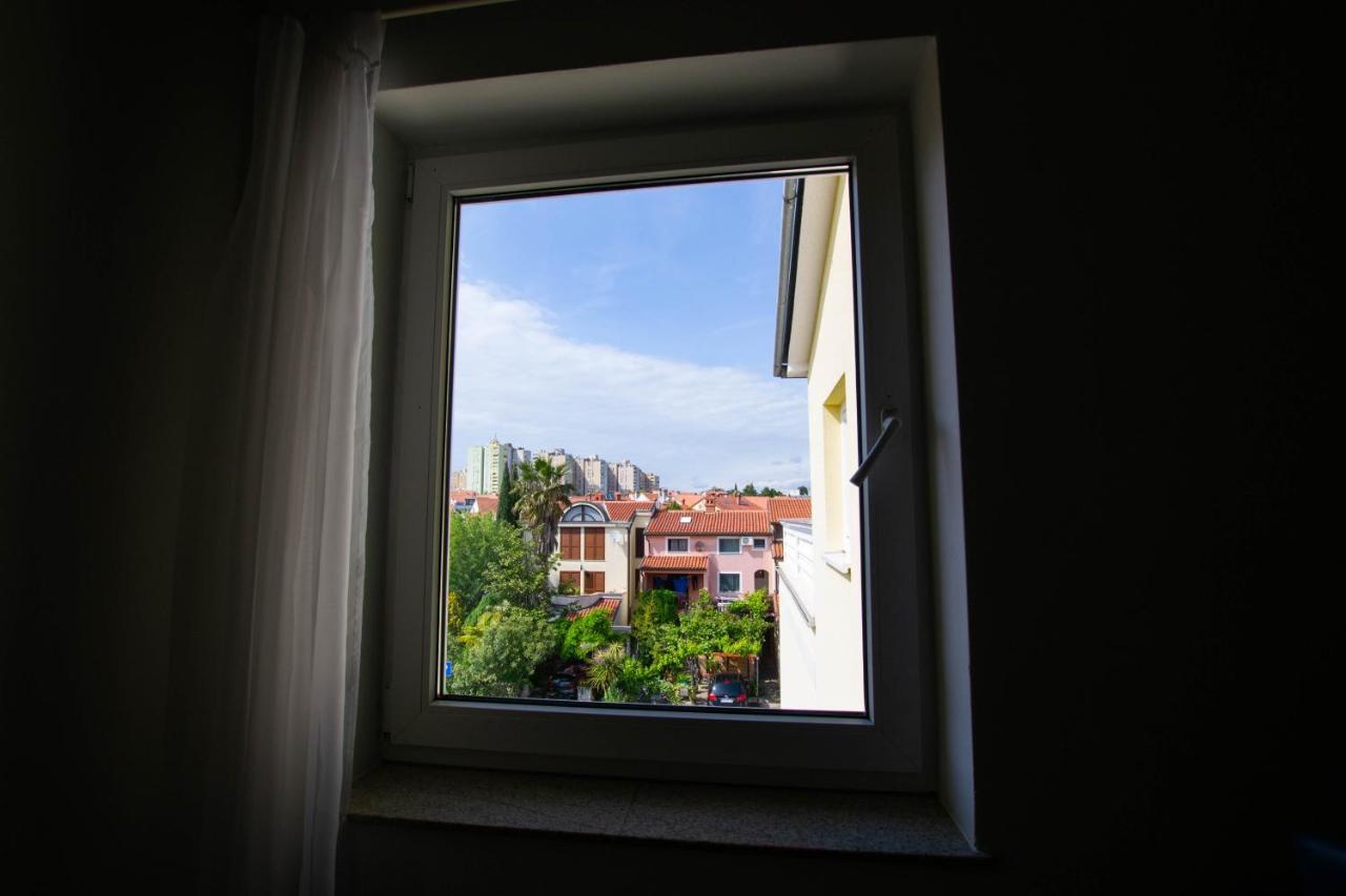 Cozy Apartment With Breakfast On Request 1 بولا المظهر الخارجي الصورة