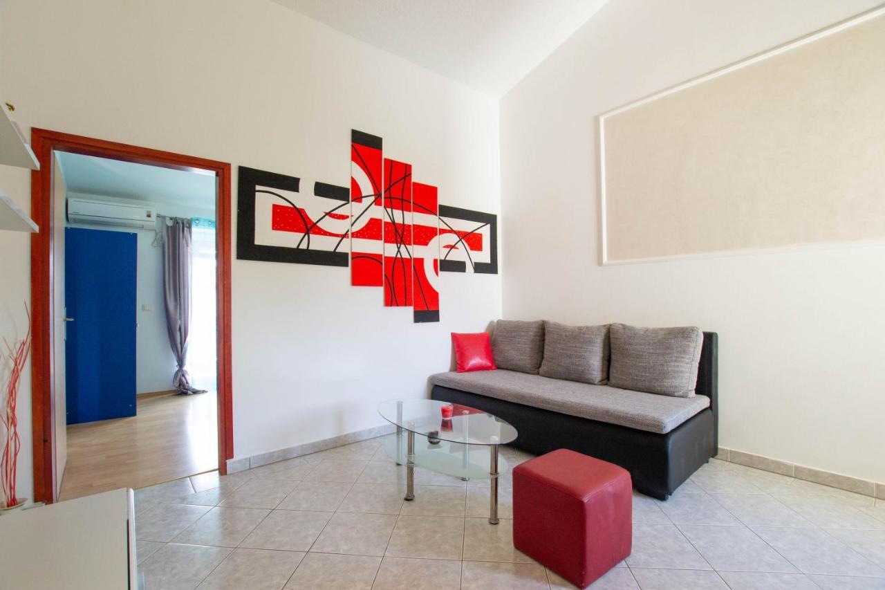 Cozy Apartment With Breakfast On Request 1 بولا المظهر الخارجي الصورة