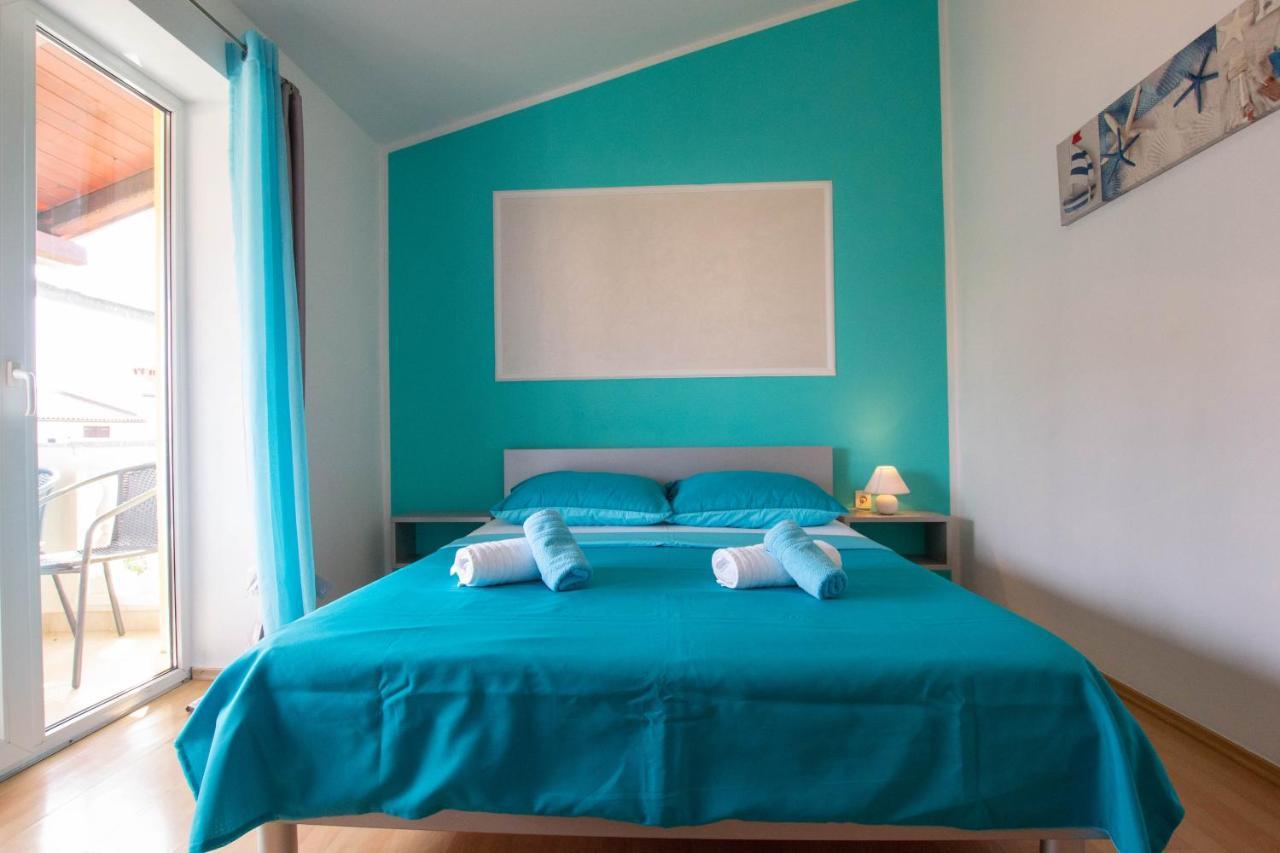 Cozy Apartment With Breakfast On Request 1 بولا المظهر الخارجي الصورة