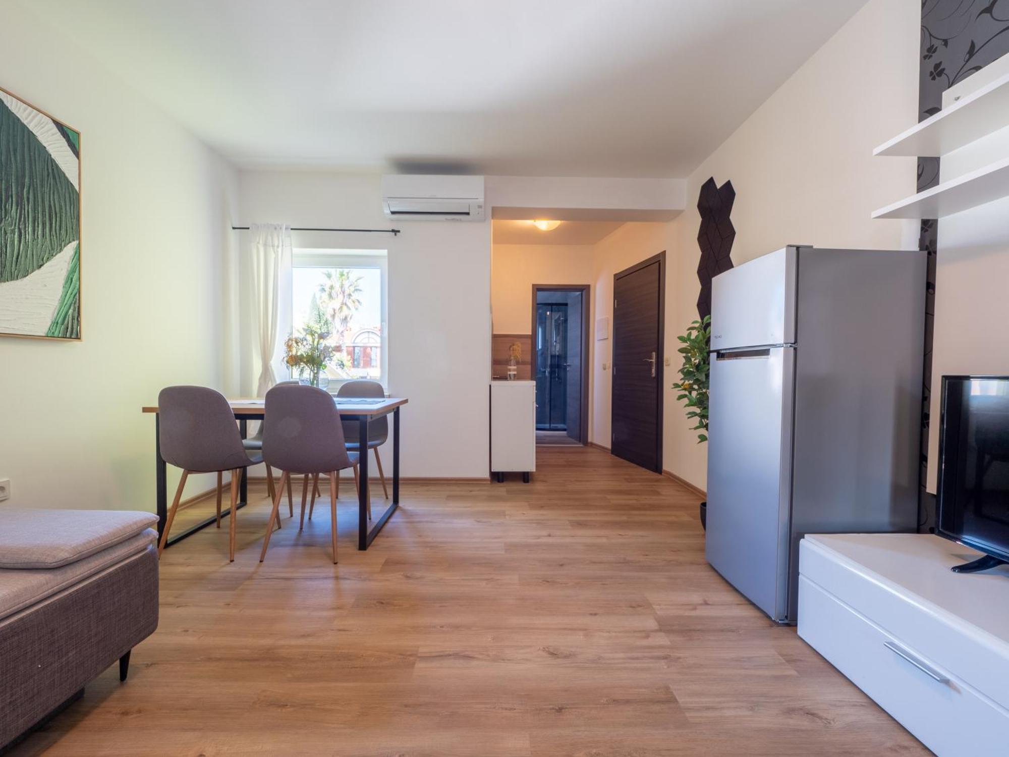 Cozy Apartment With Breakfast On Request 1 بولا المظهر الخارجي الصورة
