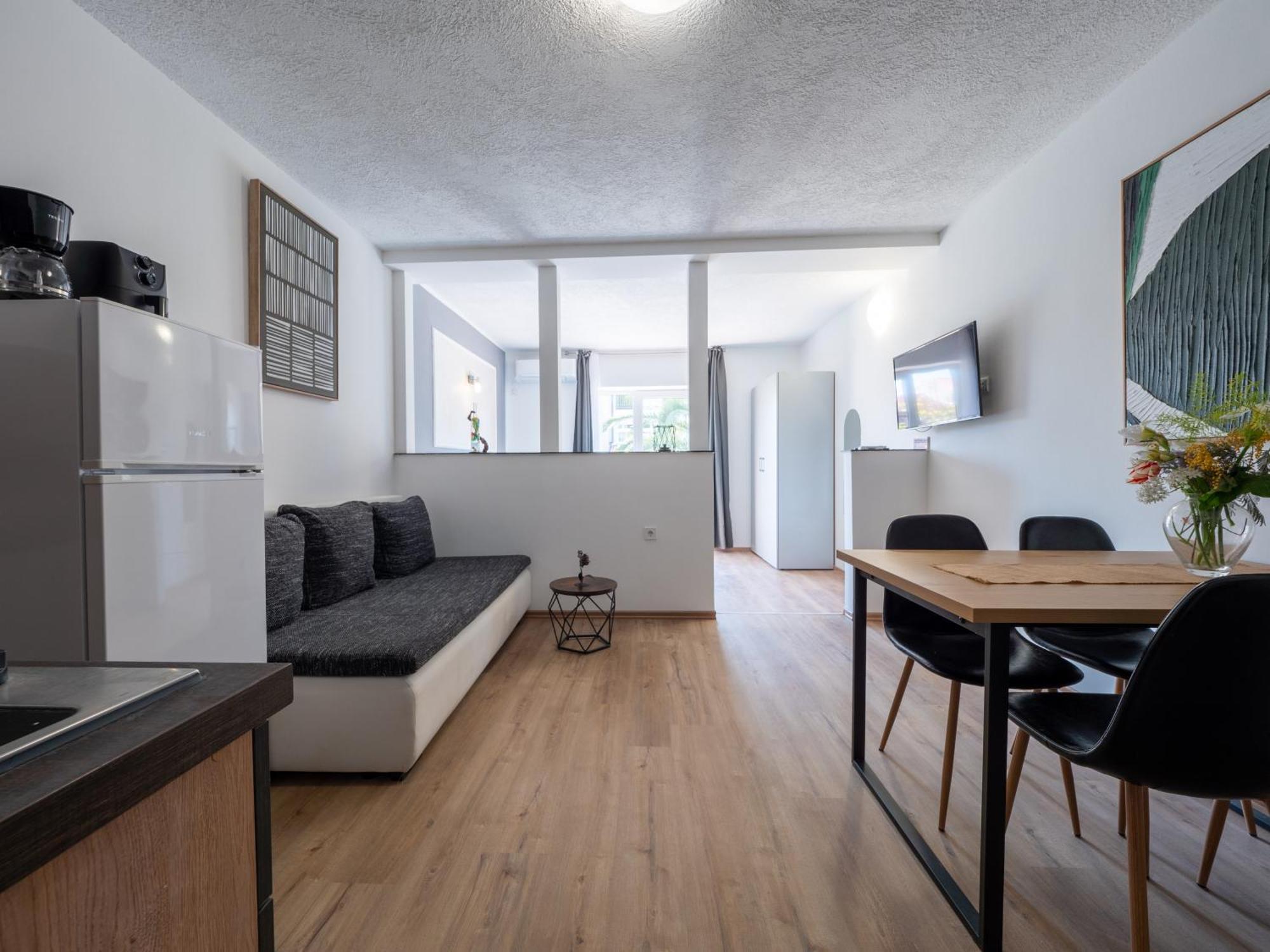 Cozy Apartment With Breakfast On Request 1 بولا المظهر الخارجي الصورة